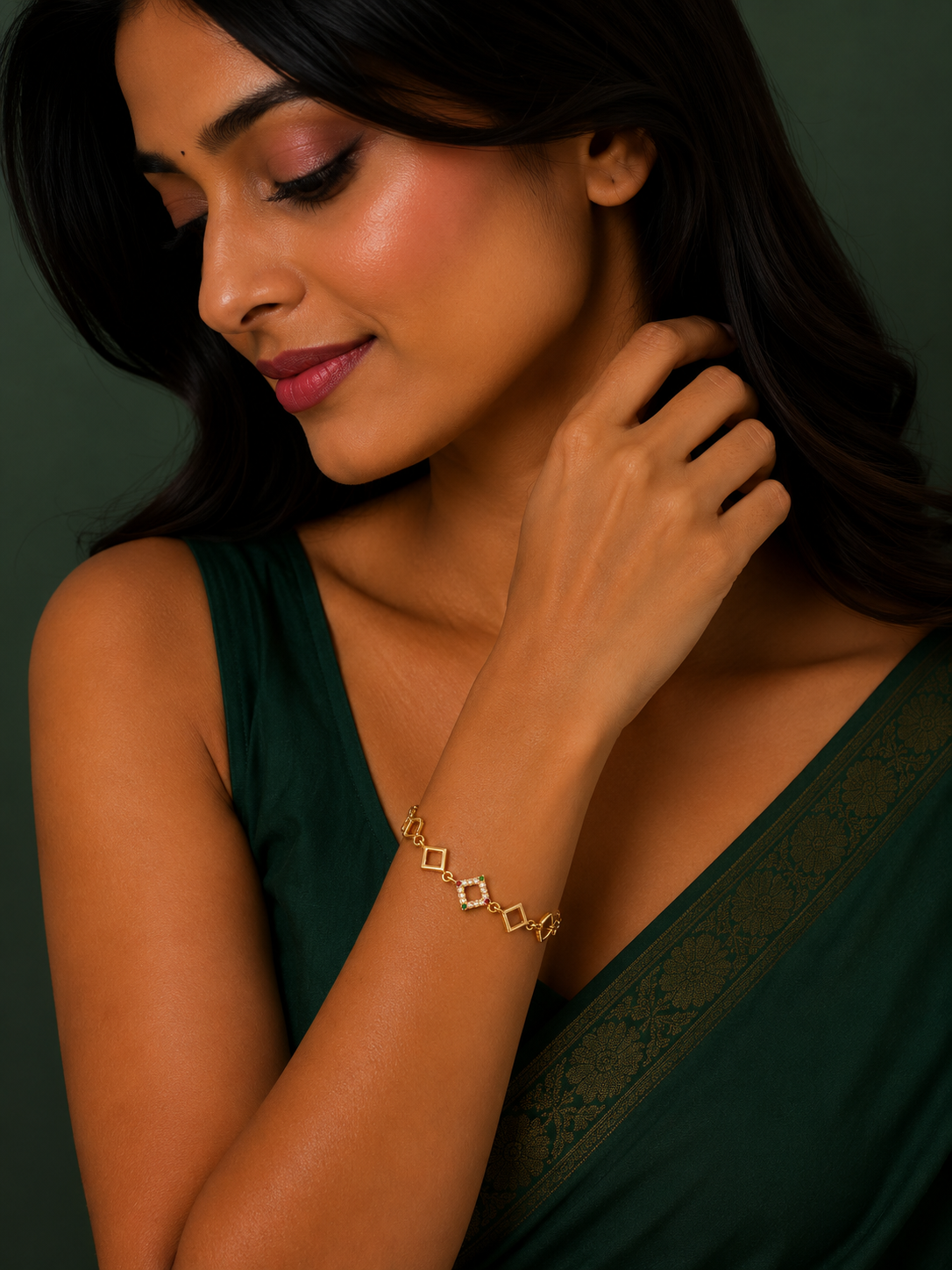 Chic Square Link Gold Bracelet