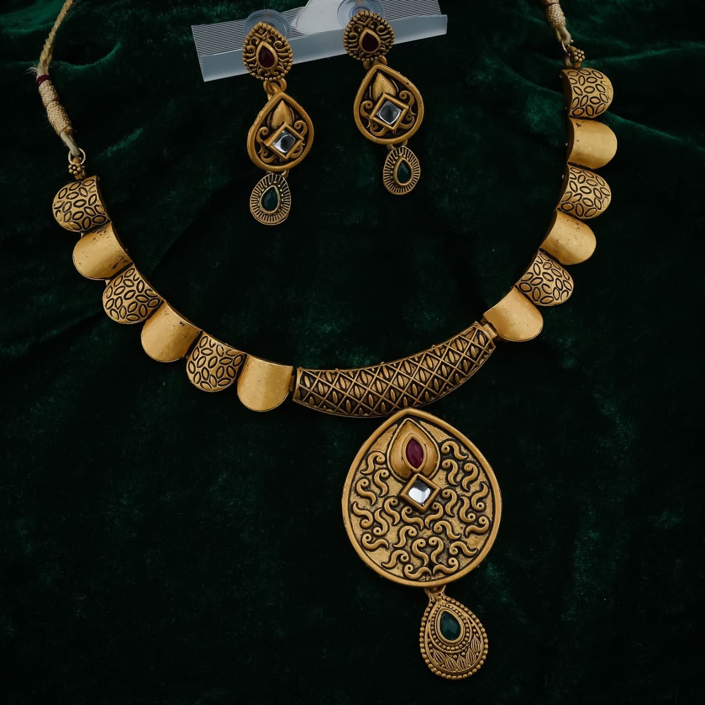 Regal Heritage Temple Necklace Set