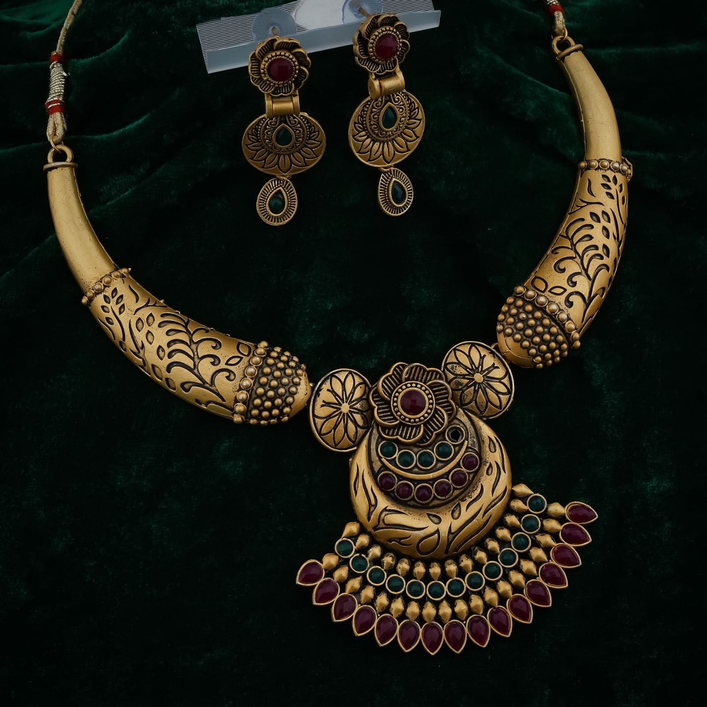 Antique Bloom Statement Necklace Set
