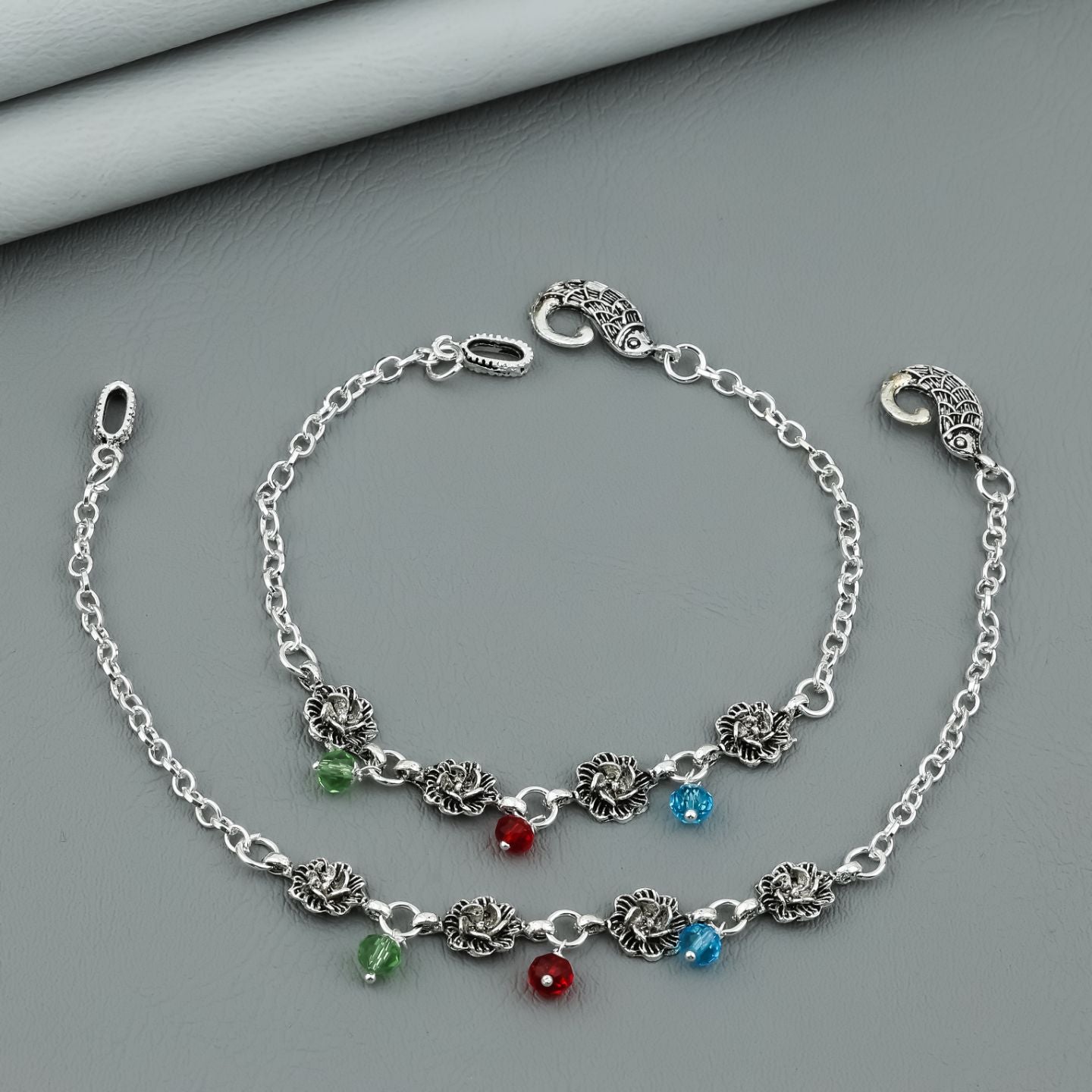 Vintage Floral Charm Silver Anklet Set
